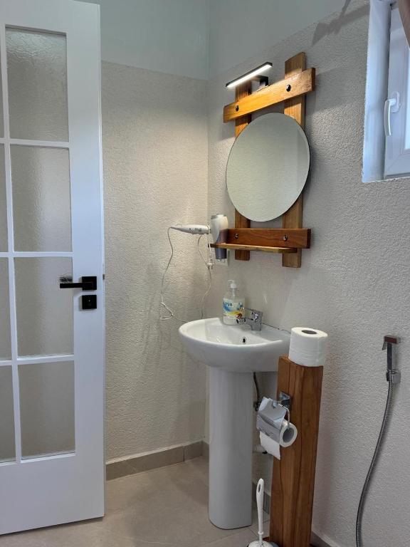 Triple Room with Private Bathroom